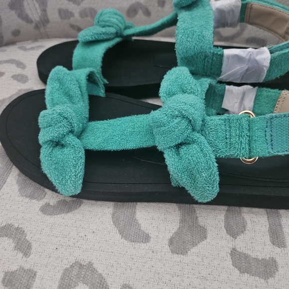 Stuart Weitzman Bandeau Terry Cloth Bow Green Black Gold Open Toe Sandal NEW - Picture 12 of 15